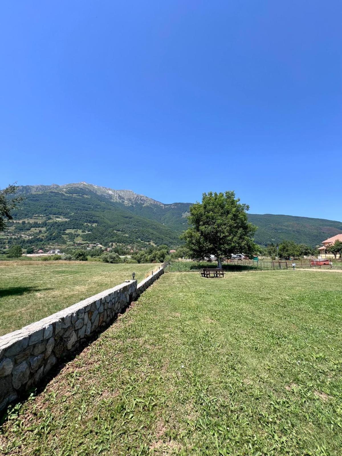 Camp Hotel Lake Views Plav Luaran gambar