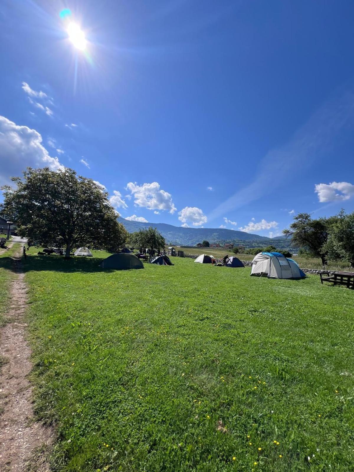 Camp Hotel Lake Views Plav Luaran gambar